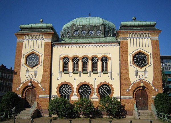Malmo Synagogue-Bombed-July 2010