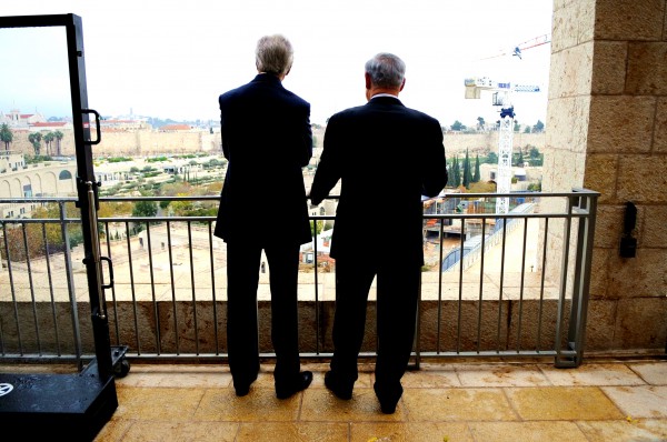 US Secretary of State John Kerry and Israeli Prime Minister Benjamin Netanyahu watch over Jerusalem.