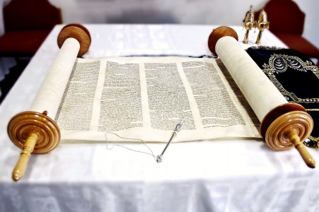 Parasha Bo (Come): Remembering the First Passover | Messianic Bible