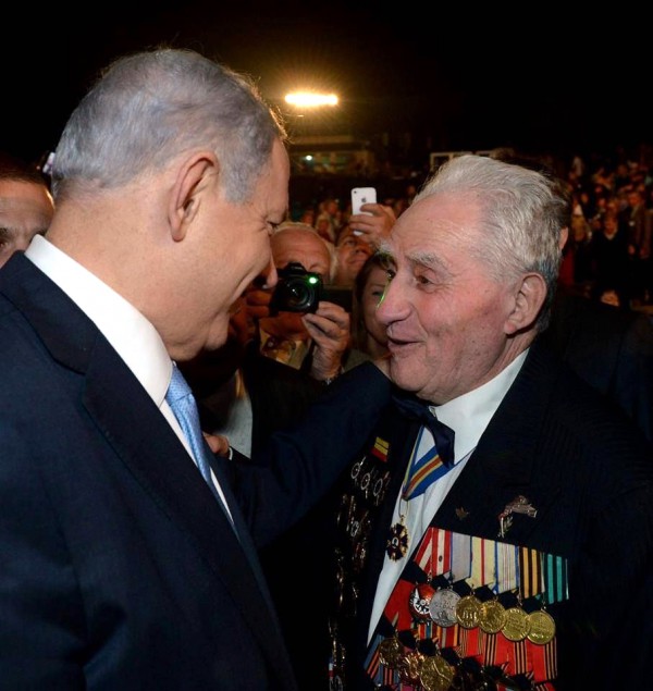 PM Netanyahu with a WWII veteran