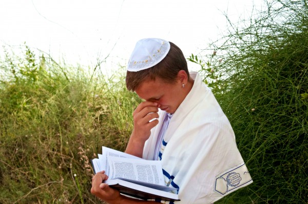 Judaism-kippah-head covering