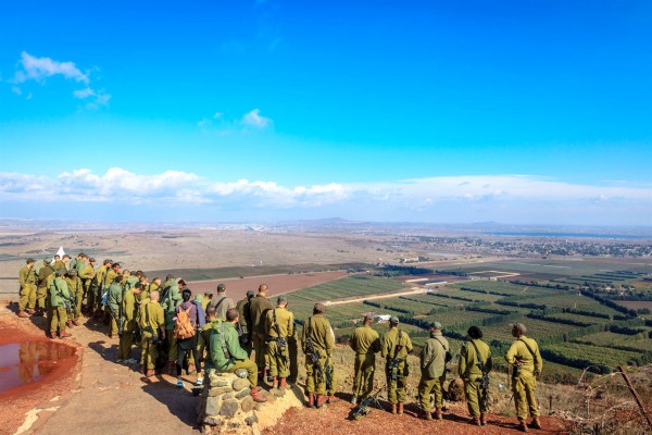 Israeli paratroopers-Mount Bental-Iran proxies