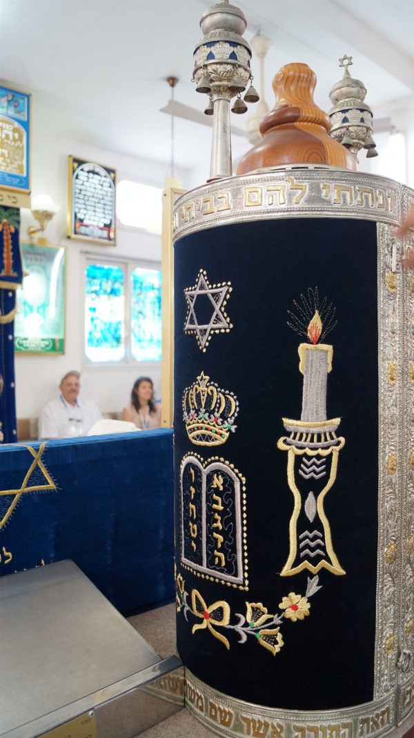 Torah scroll-Torah tik